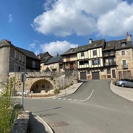 Au Pont D'olt Saint-Côme-dʼOlt