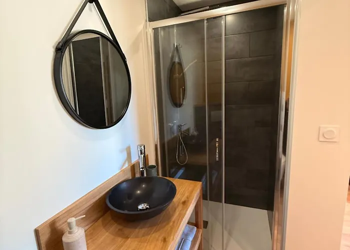 Au Pont D'olt 3* Saint-Côme-dʼOlt