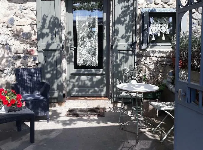 Au Pont D’olt Maison d'hôtes Saint-Côme-dʼOlt