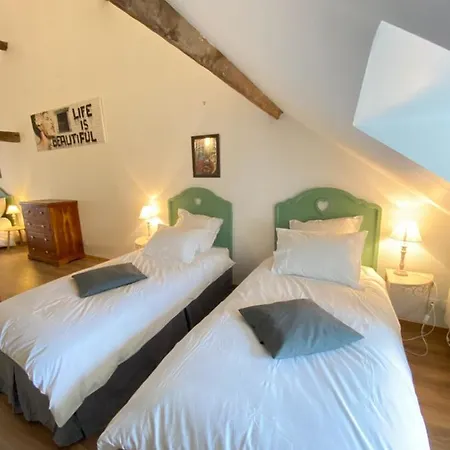 Au Pont D'olt 게스트하우스 Saint-Côme-dʼOlt