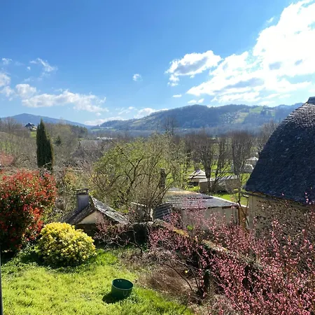 Au Pont D'olt