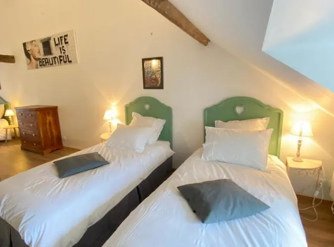 Au Pont D'olt Πανσιόν Saint-Côme-dʼOlt